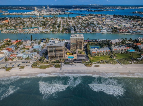 7650 BAYSHORE DRIVE, TREASURE ISLAND, Florida 33706, 1 Bedroom Bedrooms, ,1 BathroomBathrooms,Residential,For Sale,BAYSHORE,MFRU8225512