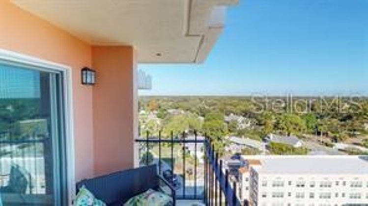 1120 SHORE DRIVE, ST PETERSBURG, Florida 33701, 2 Bedrooms Bedrooms, ,2 BathroomsBathrooms,Residential,For Sale,SHORE,MFRU8226740