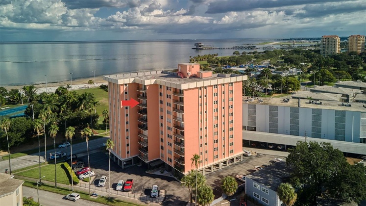 1120 SHORE DRIVE, ST PETERSBURG, Florida 33701, 2 Bedrooms Bedrooms, ,2 BathroomsBathrooms,Residential,For Sale,SHORE,MFRU8226740