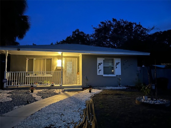 6674 30TH STREET, ST PETERSBURG, Florida 33712, 4 Bedrooms Bedrooms, ,3 BathroomsBathrooms,Residential,For Sale,30TH,MFRT3497082