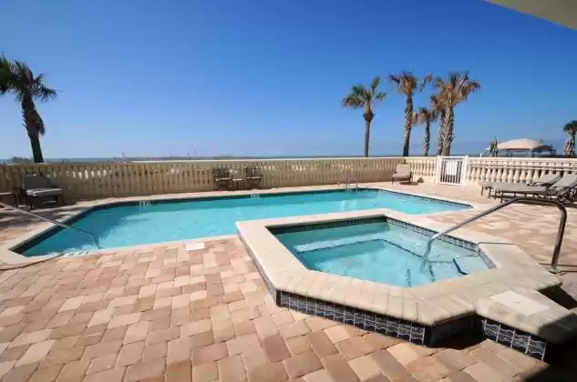 20110 GULF BOULEVARD, INDIAN SHORES, Florida 33785, 3 Bedrooms Bedrooms, ,3 BathroomsBathrooms,Residential,For Sale,GULF,MFRU8225370
