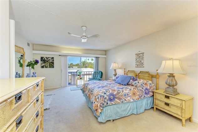 661 POINSETTIA AVENUE, CLEARWATER BEACH, Florida 33767, 1 Bedroom Bedrooms, ,1 BathroomBathrooms,Residential,For Sale,POINSETTIA,MFRA4592322