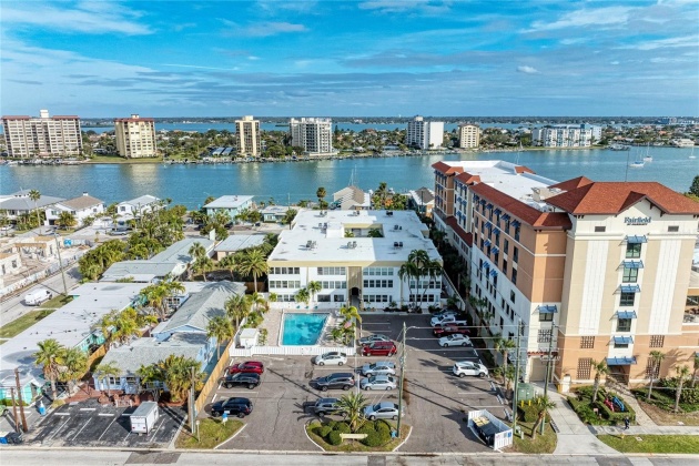 661 POINSETTIA AVENUE, CLEARWATER BEACH, Florida 33767, 1 Bedroom Bedrooms, ,1 BathroomBathrooms,Residential,For Sale,POINSETTIA,MFRA4592322