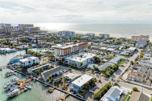 661 POINSETTIA AVENUE, CLEARWATER BEACH, Florida 33767, 1 Bedroom Bedrooms, ,1 BathroomBathrooms,Residential,For Sale,POINSETTIA,MFRA4592322