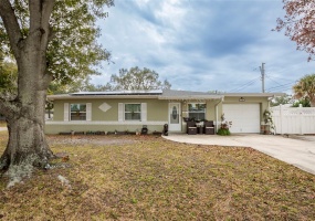 1300 61ST AVENUE, ST PETERSBURG, Florida 33703, 3 Bedrooms Bedrooms, ,2 BathroomsBathrooms,Residential,For Sale,61ST,MFRU8227179