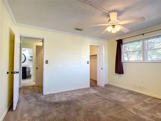 5660 80TH STREET, ST PETERSBURG, Florida 33709, 2 Bedrooms Bedrooms, ,2 BathroomsBathrooms,Residential,For Sale,80TH,MFRU8227126