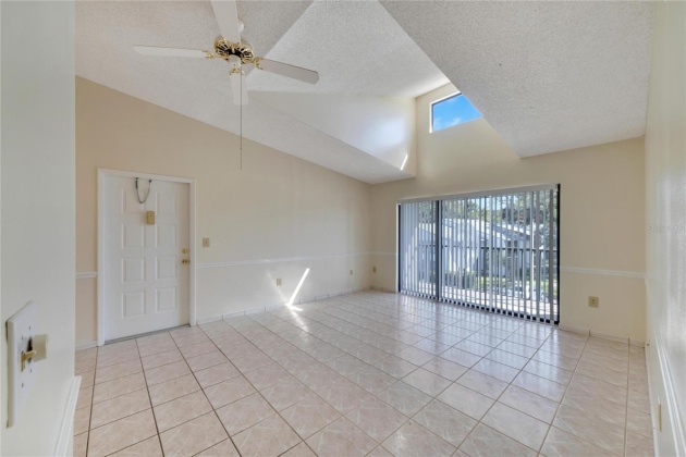 1308 PINE RIDGE CIRCLE, TARPON SPRINGS, Florida 34688, 2 Bedrooms Bedrooms, ,2 BathroomsBathrooms,Residential,For Sale,PINE RIDGE,MFRT3482829