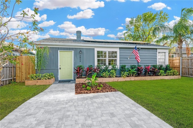 2824 41ST AVENUE, ST PETERSBURG, Florida 33714, 2 Bedrooms Bedrooms, ,1 BathroomBathrooms,Residential,For Sale,41ST,MFRT3497641