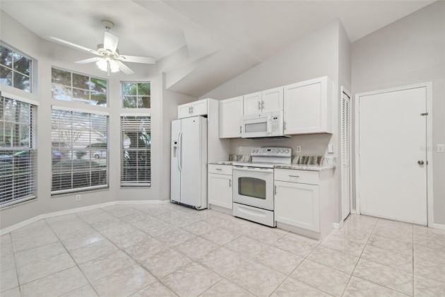 863 CRESTRIDGE CIRCLE, TARPON SPRINGS, Florida 34688, 3 Bedrooms Bedrooms, ,2 BathroomsBathrooms,Residential,For Sale,CRESTRIDGE,MFRU8227251