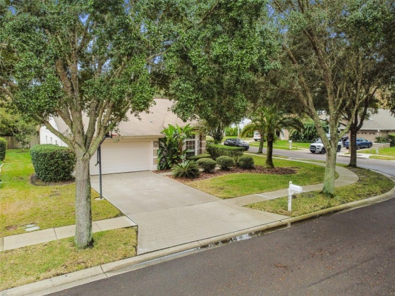 863 CRESTRIDGE CIRCLE, TARPON SPRINGS, Florida 34688, 3 Bedrooms Bedrooms, ,2 BathroomsBathrooms,Residential,For Sale,CRESTRIDGE,MFRU8227251