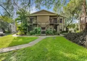 14315 HANGING MOSS CIRCLE, TAMPA, Florida 33613, 2 Bedrooms Bedrooms, ,2 BathroomsBathrooms,Residential,For Sale,HANGING MOSS,MFRT3459424