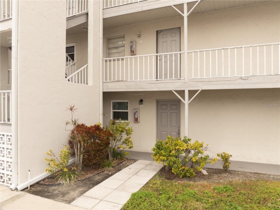 2625 STATE ROAD 590, CLEARWATER, Florida 33759, 1 Bedroom Bedrooms, ,1 BathroomBathrooms,Residential,For Sale,STATE ROAD 590,MFRU8227560