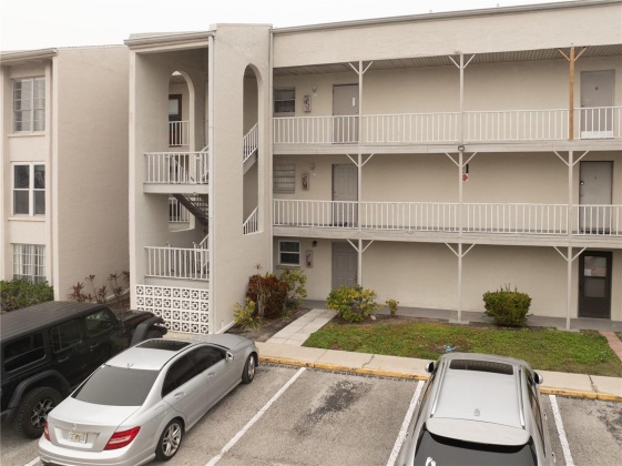 2625 STATE ROAD 590, CLEARWATER, Florida 33759, 1 Bedroom Bedrooms, ,1 BathroomBathrooms,Residential,For Sale,STATE ROAD 590,MFRU8227560