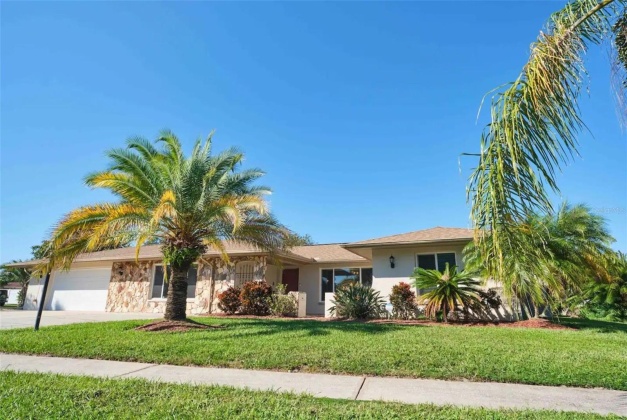 7119 BEACHDALE COURT, PORT RICHEY, Florida 34668, 4 Bedrooms Bedrooms, ,2 BathroomsBathrooms,Residential,For Sale,BEACHDALE,MFRA4596345