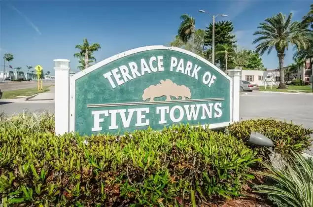 5969 TERRACE PARK DRIVE, SAINT PETERSBURG, Florida 33709, 2 Bedrooms Bedrooms, ,2 BathroomsBathrooms,Residential,For Sale,TERRACE PARK,MFRU8227644