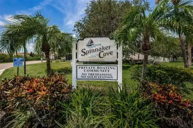 4318 SUNRAY COURT, TAMPA, Florida 33615, 2 Bedrooms Bedrooms, ,2 BathroomsBathrooms,Residential,For Sale,SUNRAY,MFRU8226921