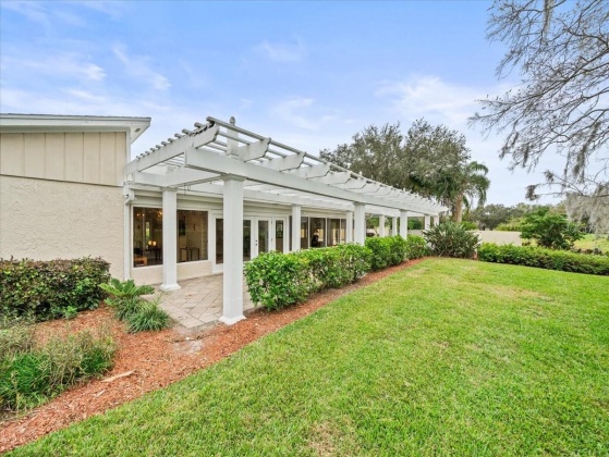 13824 CYPRESS VILLAGE CIRCLE, TAMPA, Florida 33618, 3 Bedrooms Bedrooms, ,3 BathroomsBathrooms,Residential,For Sale,CYPRESS VILLAGE,MFRT3498343