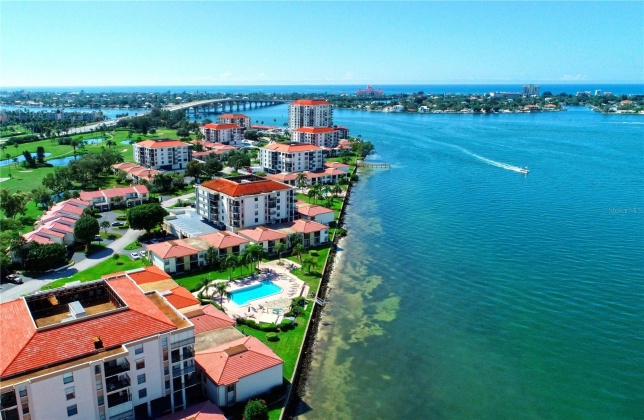 6051 SUN BOULEVARD, ST PETERSBURG, Florida 33715, 2 Bedrooms Bedrooms, ,2 BathroomsBathrooms,Residential,For Sale,SUN,MFRT3495482