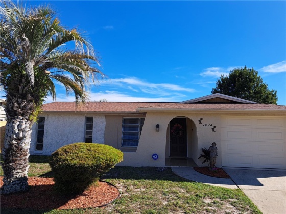 7824 FARMLAWN DRIVE, PORT RICHEY, Florida 34668, 3 Bedrooms Bedrooms, ,2 BathroomsBathrooms,Residential,For Sale,FARMLAWN,MFRT3490994