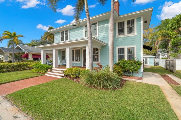 335 19TH AVENUE, ST PETERSBURG, Florida 33704, 4 Bedrooms Bedrooms, ,3 BathroomsBathrooms,Residential,For Sale,19TH,MFRU8228110