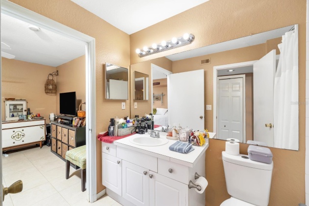 18101 PEREGRINES PERCH PLACE, LUTZ, Florida 33558, 2 Bedrooms Bedrooms, ,2 BathroomsBathrooms,Residential,For Sale,PEREGRINES PERCH,MFRT3499174