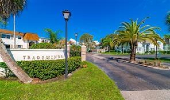 379 MCMULLEN BOOTH ROAD, CLEARWATER, Florida 33759, 2 Bedrooms Bedrooms, ,1 BathroomBathrooms,Residential,For Sale,MCMULLEN BOOTH,MFRU8227538