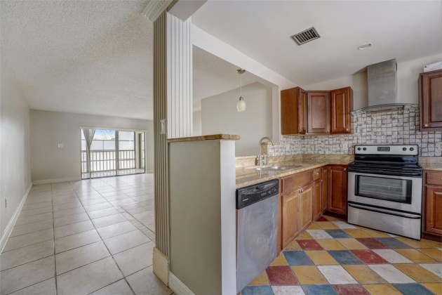 2650 COUNTRYSIDE BOULEVARD, CLEARWATER, Florida 33761, 2 Bedrooms Bedrooms, ,2 BathroomsBathrooms,Residential,For Sale,COUNTRYSIDE,MFRU8227800