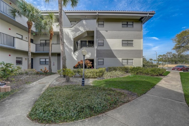 2650 COUNTRYSIDE BOULEVARD, CLEARWATER, Florida 33761, 2 Bedrooms Bedrooms, ,2 BathroomsBathrooms,Residential,For Sale,COUNTRYSIDE,MFRU8227800