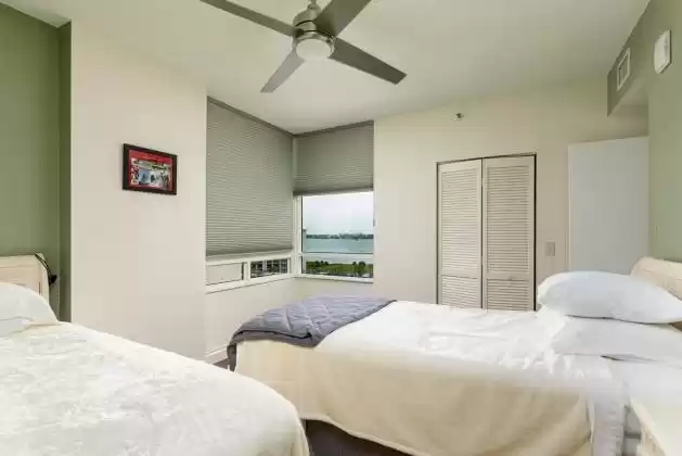 1540 GULF BOULEVARD, CLEARWATER, Florida 33767, 2 Bedrooms Bedrooms, ,2 BathroomsBathrooms,Residential,For Sale,GULF,MFRU8227564