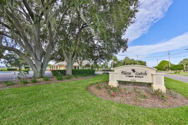 1218 LYNDHURST GREENS DRIVE, SUN CITY CENTER, Florida 33573, 2 Bedrooms Bedrooms, ,2 BathroomsBathrooms,Residential,For Sale,LYNDHURST GREENS,MFRT3498780