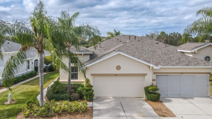 1218 LYNDHURST GREENS DRIVE, SUN CITY CENTER, Florida 33573, 2 Bedrooms Bedrooms, ,2 BathroomsBathrooms,Residential,For Sale,LYNDHURST GREENS,MFRT3498780