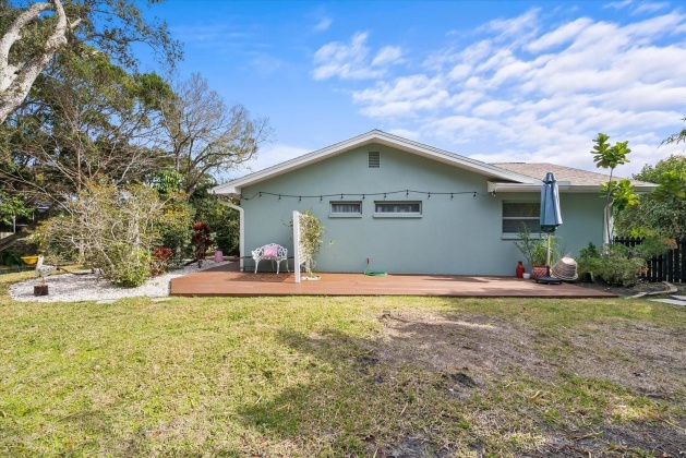 1240 HARBOR LAKE DRIVE, LARGO, Florida 33770, 3 Bedrooms Bedrooms, ,2 BathroomsBathrooms,Residential,For Sale,HARBOR LAKE,MFRU8228455