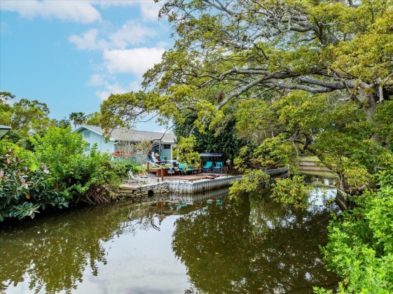 1240 HARBOR LAKE DRIVE, LARGO, Florida 33770, 3 Bedrooms Bedrooms, ,2 BathroomsBathrooms,Residential,For Sale,HARBOR LAKE,MFRU8228455