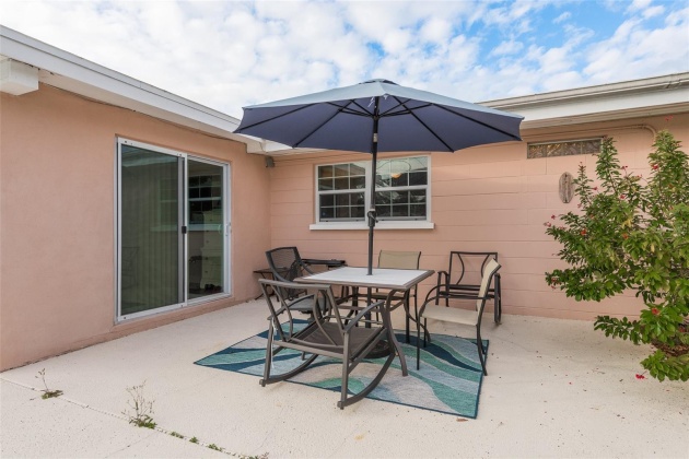 2032 GATEWOOD DRIVE, LARGO, Florida 33770, 3 Bedrooms Bedrooms, ,2 BathroomsBathrooms,Residential,For Sale,GATEWOOD,MFRU8228202