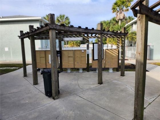 379 47TH AVENUE, ST PETERSBURG, Florida 33703, 1 Bedroom Bedrooms, ,1 BathroomBathrooms,Residential,For Sale,47TH,MFRT3496982