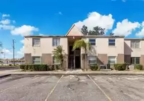 9005 WESTCHESTER CIRCLE, TAMPA, Florida 33604, 2 Bedrooms Bedrooms, ,1 BathroomBathrooms,Residential,For Sale,WESTCHESTER,MFRU8227924