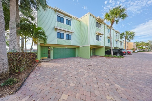 443 HAVEN POINT DRIVE, TREASURE ISLAND, Florida 33706, 3 Bedrooms Bedrooms, ,2 BathroomsBathrooms,Residential,For Sale,HAVEN POINT,MFRU8228932