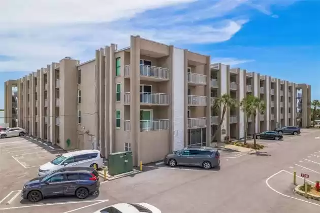 200 1ST AVENUE, ST PETE BEACH, Florida 33706, 2 Bedrooms Bedrooms, ,1 BathroomBathrooms,Residential,For Sale,1ST,MFRT3462000