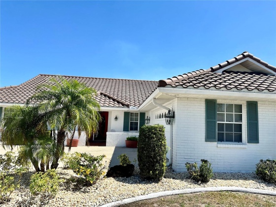 702 PLUMBROOK ROAD, SUN CITY CENTER, Florida 33573, 3 Bedrooms Bedrooms, ,2 BathroomsBathrooms,Residential,For Sale,PLUMBROOK,MFRT3497961