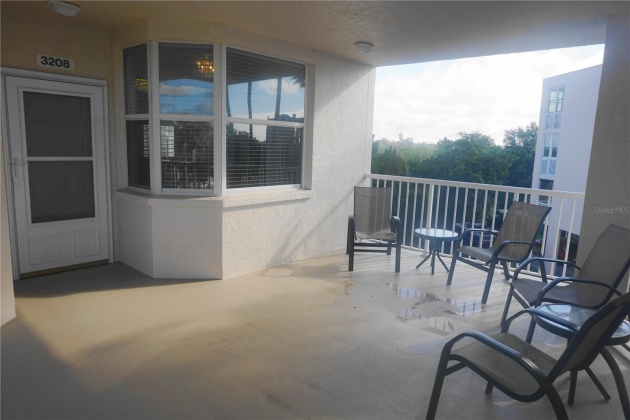 6315 SHORELINE DRIVE, ST PETERSBURG, Florida 33708, 3 Bedrooms Bedrooms, ,2 BathroomsBathrooms,Residential,For Sale,SHORELINE,MFRU8225592