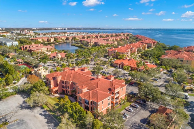 2705 VIA MURANO, CLEARWATER, Florida 33764, 1 Bedroom Bedrooms, ,1 BathroomBathrooms,Residential,For Sale,VIA MURANO,MFRU8225232