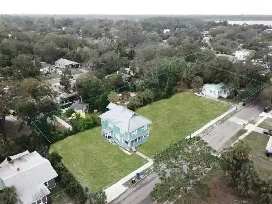 626 35TH AVENUE, SAINT PETERSBURG, Florida 33705, 9 Bedrooms Bedrooms, ,3 BathroomsBathrooms,Residential,For Sale,35TH,MFRO6175898