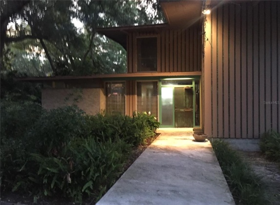 801 37TH AVENUE, ST PETERSBURG, Florida 33704, 4 Bedrooms Bedrooms, ,4 BathroomsBathrooms,Residential,For Sale,37TH,MFRU8166527