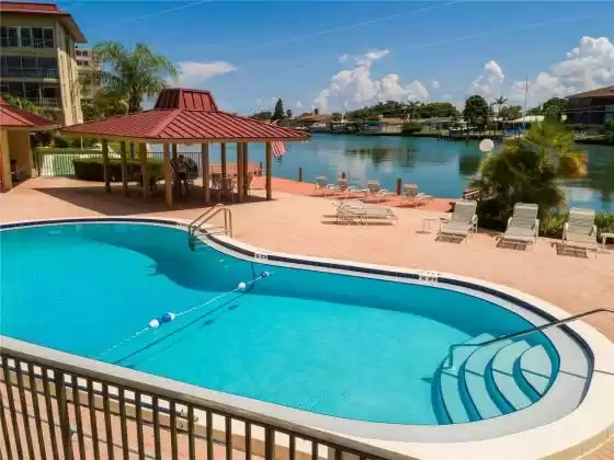 105 ISLAND WAY, CLEARWATER, Florida 33767, 2 Bedrooms Bedrooms, ,2 BathroomsBathrooms,Residential,For Sale,ISLAND,MFRU8230324