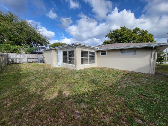 7415 LIVE OAK LANE, NEW PORT RICHEY, Florida 34653, 3 Bedrooms Bedrooms, ,2 BathroomsBathrooms,Residential,For Sale,LIVE OAK,MFRT3499916