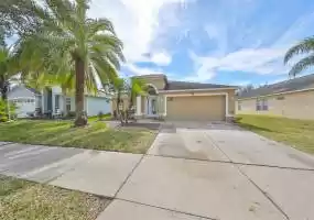 13923 CHALK HILL PLACE, RIVERVIEW, Florida 33579, 4 Bedrooms Bedrooms, ,2 BathroomsBathrooms,Residential,For Sale,CHALK HILL,MFRT3505223