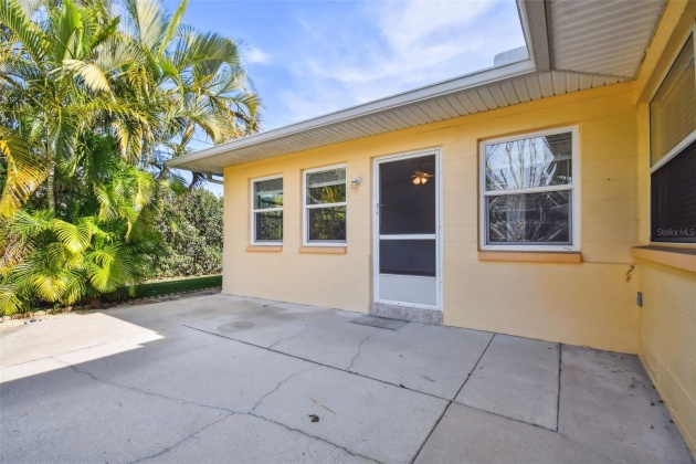 3873 21ST AVENUE, ST PETERSBURG, Florida 33713, 3 Bedrooms Bedrooms, ,3 BathroomsBathrooms,Residential,For Sale,21ST,MFRU8225677