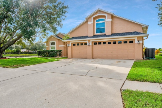 11920 TIMBERHILL DRIVE, RIVERVIEW, Florida 33569, 4 Bedrooms Bedrooms, ,3 BathroomsBathrooms,Residential,For Sale,TIMBERHILL,MFRT3489564