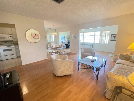 1903 CANTERBURY LANE, SUN CITY CENTER, Florida 33573, 2 Bedrooms Bedrooms, ,2 BathroomsBathrooms,Residential,For Sale,CANTERBURY,MFRT3485066