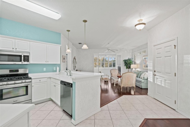 1252 LYNDHURST GREENS DRIVE, SUN CITY CENTER, Florida 33573, 2 Bedrooms Bedrooms, ,2 BathroomsBathrooms,Residential,For Sale,LYNDHURST GREENS,MFRT3489247